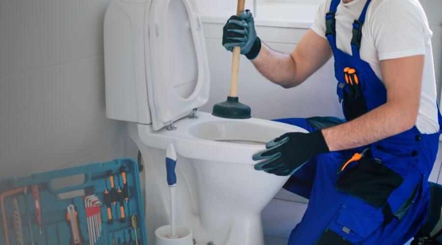 sewer line plumber in Newcastle, WY